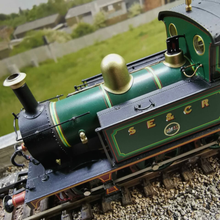 Load image into Gallery viewer, Hatton's - SECR P Class 0-6-0T Locomotive - No. 178 - In SE&CR Full Lined Green (With Brass) - DCC Ready - 00 Gauge