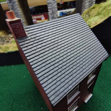 Load image into Gallery viewer, Horny Hobbies - 2007 - Red Bricked House - OO Gauge