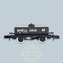 Load image into Gallery viewer, Grahan Farish - 2813 - Tank Wagon - Shell - N Gauge