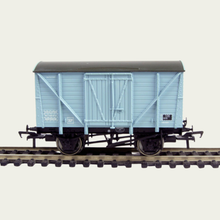 Load image into Gallery viewer, Bachmann Branchline - 38-190A - 12T BR Insulated Van - Light Blue - OO Gauge