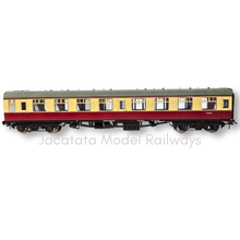Load image into Gallery viewer, Bachmann - 39-027B - BR1 Mk1 - SK - 2nd Class - Corridor Coach - BR Crimson & Cream - E24813 - OO Gauge