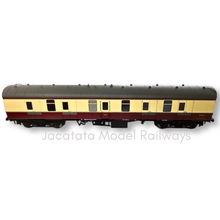 Load image into Gallery viewer, Bachmann - 39-177A - BR1 Mk1 - BG - Full Brake Coach - BR Crimson & Cream - E80623 - OO Gauge