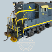 Load image into Gallery viewer, Athearn - Genesis - G62451 - GP9 - Locomotive - Chesapeake & Ohio - 5941 - HO Gauge - DCC Fitted