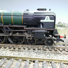 Load image into Gallery viewer, Hornby Railroad BR Class A1 Locomotive - Tornado - No. 60163 - OO Gauge - DCC Sound