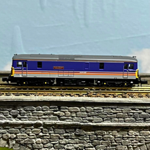 Load image into Gallery viewer, DAPOL ND006 CIlass 73 South West Locomotive - Battle Of Britain 50th Anniversary - No. 73109 - N Gauge