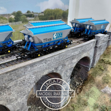 Load image into Gallery viewer, Hornby - R6106 - 14T - Covered China Clay Hopper Wagon - CDA Wagon - ECC International Livery - Silver and Blue - 375007 - OO Gauge