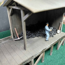 Load image into Gallery viewer, Weathered Coaling Stage/Platform - O Gauge