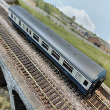 Load image into Gallery viewer, Bachmann - 39-370 - BR MK2S - BSO Brake Open 2nd - E9399 - Blue/Grey - OO Gauge