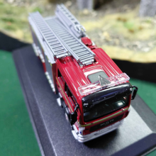 Load image into Gallery viewer, Oxford Diecast - MAN - Avon Fire & Rescue Engine - 1:76 Scale