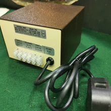 Load image into Gallery viewer, Gaugemaster Model 'D' Dual Track Controller.