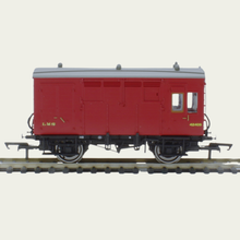 Load image into Gallery viewer, Hornby - R6678A - LMS Horse Box - LMS Crimson - No.42409 - OO Gauge