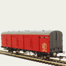 Load image into Gallery viewer, Hornby - R6683 - Ex-LNER Extra Long CCT Van - E1341E - BR Crimson Livery - OO Gauge