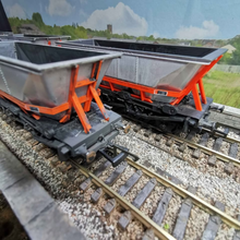 Load image into Gallery viewer, Rake of 6 - Hornby - HAA Hopper Wagons - OO Gauge