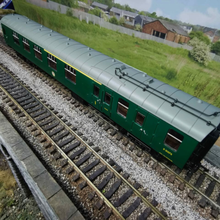 Load image into Gallery viewer, Bachmann - BR Mk1 Brake/Corridor Composite BCK - Southern Region Green - S 21272 - OO Gauge
