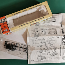 Load image into Gallery viewer, SOUTHERN RAILWAY SD24 LOCOMOTIVE #2504 - 1/87 HO Scale - CON-COR