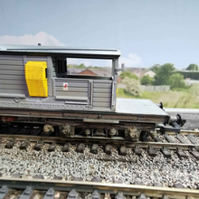 Load image into Gallery viewer, Bachmann - 25T Queen Mary - Stone Barrier - Brake Van - Weathered - OO Gauge