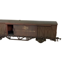 Load image into Gallery viewer, Hornby - R6159A - Weathered 20t Continental Ferry Van - British Railways Livery 2380-393/5 - OO Gauge