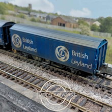 Load image into Gallery viewer, Hornby Espana - Electrotren - 1643K - Box Wagon - Hfis Type - British Leyland - Weathered - HO Gauge (1:87 Scale)
