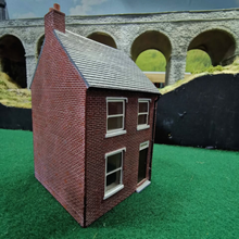 Load image into Gallery viewer, Horny Hobbies - 2007 - Red Bricked House - OO Gauge
