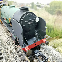 Load image into Gallery viewer, Hornby Schools Class 8P Locomotive - Brighton - in BR Green - No. 30915 - OO Gauge - DCC Fitted
