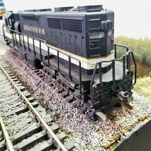 Load image into Gallery viewer, Atlas SD35 Diesel Locomotive No. 3096 - HO Gauge - Analogue
