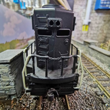 Load image into Gallery viewer, Atlas GP40 Diesel Locomotive No. 3101 - HO Gauge - Analogue
