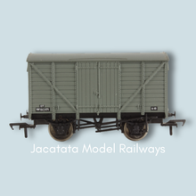 Load image into Gallery viewer, Bachmann Branchline - 37-775 - 12T Planked Ventilated Van - 1833971 - BR Grey Livery - OO Gauge
