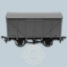 Load image into Gallery viewer, Bachmann Branchline - 37-775 - 12T Planked Ventilated Van - W133971 - BR Grey Livery - OO Gauge
