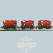 Load image into Gallery viewer, Bachmann - Branchline - 38-285 - Set of 3 - 22T - Presflo Cement Wagons - Tunnel Cement Livery - OO Gauge
