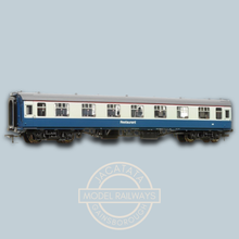 Load image into Gallery viewer, Bachmann - Branchline - 39-250 - BR Mk1 - RFO Restaurant Car - BR Blue &amp; Grey Livery - E3 - OO Gauge
