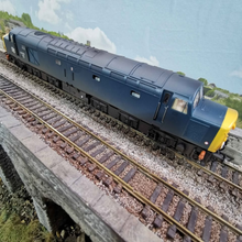 Load image into Gallery viewer, Class 40 Diesel Locomotive in BR Blue with Indicator Discs - No. 40029 - Weathered - Analogue - Bachmann - OO Gauge

