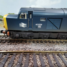 Load image into Gallery viewer, Class 40 Diesel Locomotive in BR Blue with Indicator Discs - No. 40029 - Weathered - Analogue - Bachmann - OO Gauge
