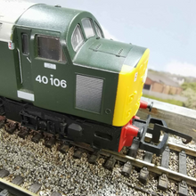 Load image into Gallery viewer, Lima Class 47 Diesel Locomotive - Atlantic Conveyor - BR Green - No. 40106 - 00 Gauge - Analogue
