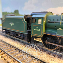 Load image into Gallery viewer, Bachmann - Class 7P - 4-6-0 - Queens Westminster Rifleman - Locomotive - BR Lined Green - No.46162 - OO Gauge - Analogue
