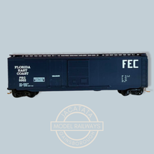 Load image into Gallery viewer, MTL - Micro Trains - 33080 - 50 Foot Standard Box Car - with Plug Door and Sliding Door - Florida East Coast Livery - 5002 - N Gauge
