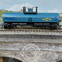 Load image into Gallery viewer, Double Bogied Oil Tankers - Rake of 5 - Various Liveries - HO Gauge
