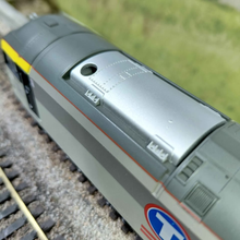 Load image into Gallery viewer, Lima - Class 60 - Transrail Livery Locomotive - Bow Fell - Numbered 60 015 - OO Gauge - Analogue
