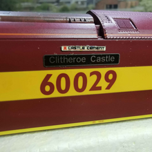 Load image into Gallery viewer, Hornby Class 60 - Diesel Locomotive Body - EWS Livery No. 60029 - OO Gauge
