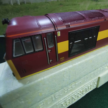 Load image into Gallery viewer, Hornby Class 60 - Diesel Locomotive Body - EWS Livery No. 60029 - OO Gauge
