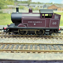 Load image into Gallery viewer, Hornby Collector Club Loco 2012 - R 3091 - Named Queen Elizabeth II - Numbered 60 - OO Gauge - Analogue
