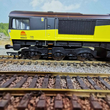 Load image into Gallery viewer, OO Gauge Hornby Class 66 Diesel Electric Locomotive in &#39;Colas&#39; Livery - No. 66843 - DCC Ready

