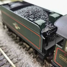 Load image into Gallery viewer, OO Gauge Hornby Hall Class 4-6-0 BR Green Locomotive &#39;Conyngham Hall&#39; - No 6937 - Analogue

