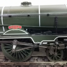 Load image into Gallery viewer, Hornby Railroad SR 4-4-0 Schools Class - &#39;Dover&#39; - OO Gauge - DCC Ready

