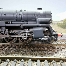 Load image into Gallery viewer, Hornby Late BR Class 9F - Crosti Boiler - Locomotive - No. 92023 - OO Gauge - DCC Ready
