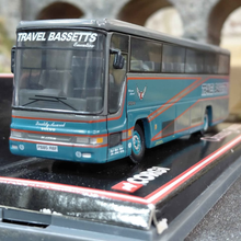 Load image into Gallery viewer, 1999 Corgi Original Omnibus - 43311 - Plaxton Premiere - Bassetts Coachways Ltd - 1:76 Scale  - OO Gauge
