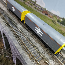 Load image into Gallery viewer, Hornby Curtain Sided Wagon in Railfreight Livery - OO Gauge
