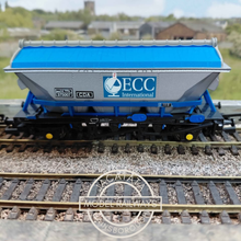 Load image into Gallery viewer, Hornby - R6106 - 14T - Covered China Clay Hopper Wagon - CDA Wagon - ECC International Livery - Silver and Blue - 375007 - OO Gauge
