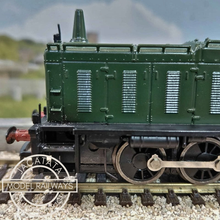 Load image into Gallery viewer, Bachmann - Branchline - 31-350 - Class 03 - Shunter - BR Green Livery - No. D2000 - OO Gauge - Analogue
