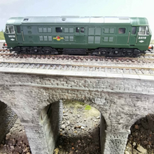 Load image into Gallery viewer, Hornby Class 29 Diesel Locomotive in BR Green - No.D6110 - OO Gauge - Analogue
