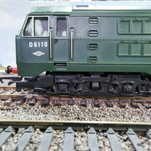 Load image into Gallery viewer, Hornby Class 29 Diesel Locomotive in BR Green - No.D6110 - OO Gauge - Analogue
